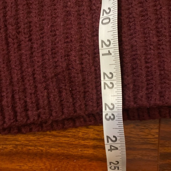 For The Republic Burgundy Knit Chunky Sweater size Large. New with Tags . - Picture 12 of 12
